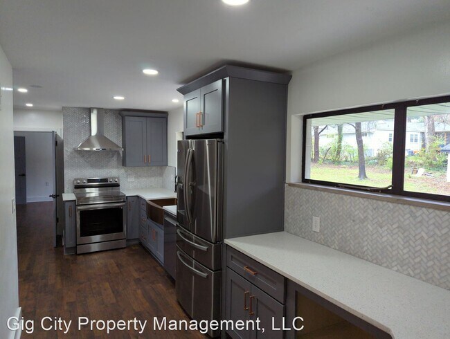 Foto del edificio - 3 br, 2 bath House - 205 Belvoir