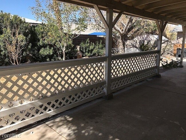 Foto del edificio - 3 br, 1 bath House - 111 Ivy Street