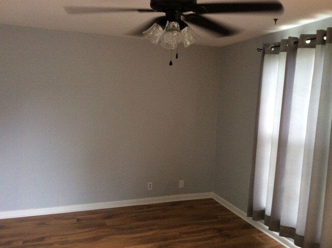 Foto del edificio - 257 Haynes Park Dr
