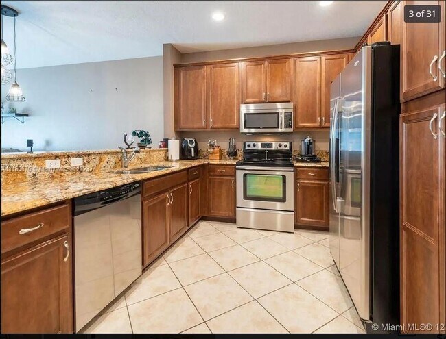 Foto del edificio - 7782 Paddock Pl