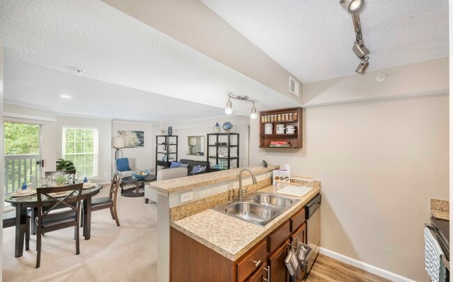 Building Photo - MAA Tysons Corner