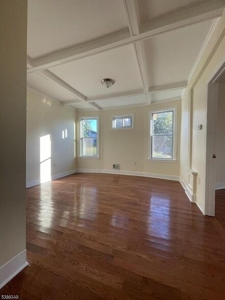 Building Photo - 484 S 16th St