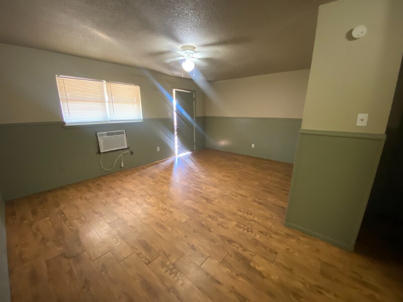 1717 48th St Unit 211, Lubbock, TX 79412 Room for Rent in Lubbock, TX