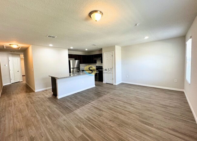 Foto del edificio - 6535 Sweetbay Ln