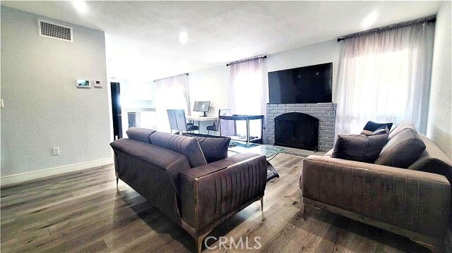 Building Photo - 10252 Haines Canyon Ave