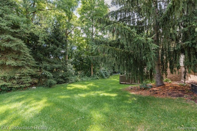 Building Photo - 1765 Huron Springs Ln