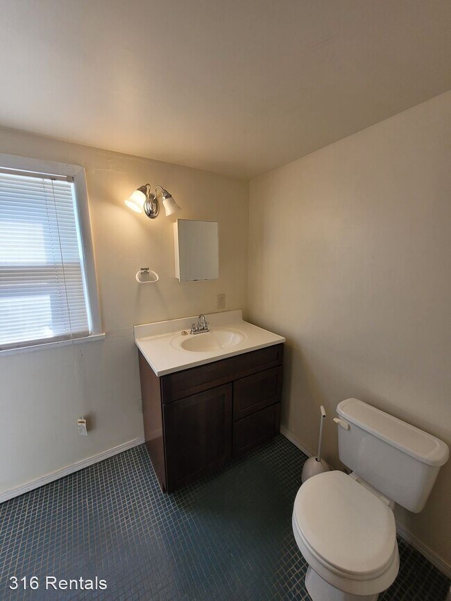 Building Photo - 1 br, 1 bath House - 546 N Clayton Ave