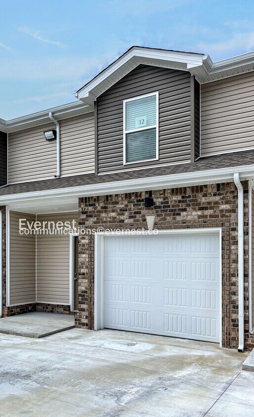Foto principal - 3385 Polly Dr