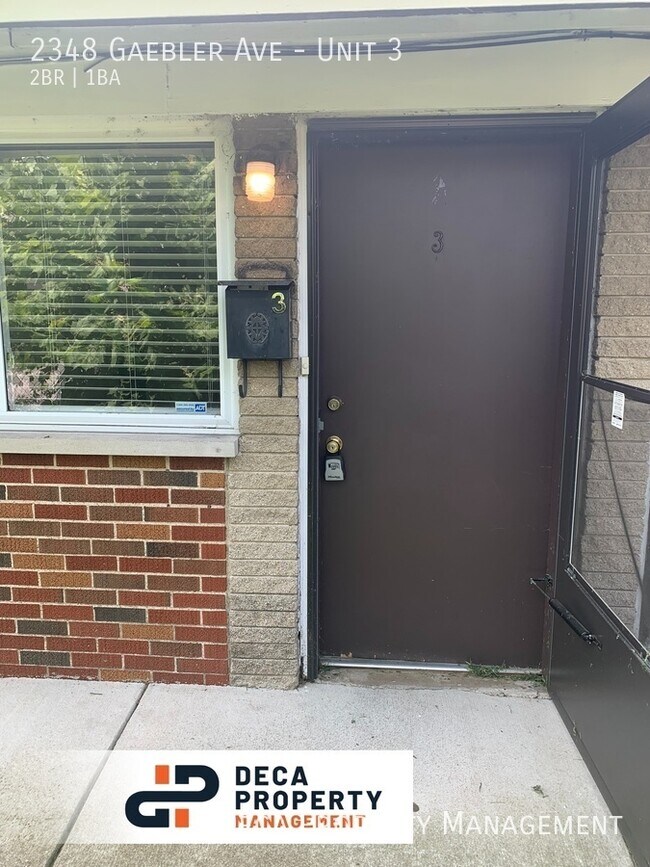 Building Photo - 2 Bedroom Apartment