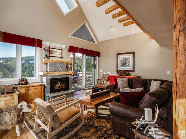 Building Photo - c1 Saddle Ridge Rd
