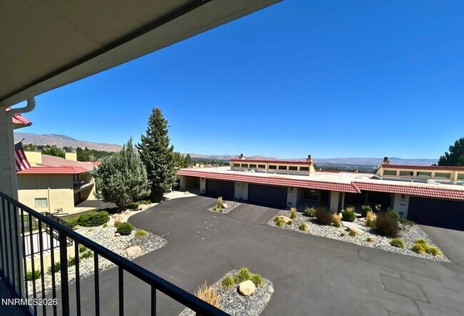Foto del edificio - 3479 Skyline Blvd