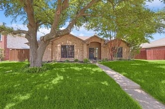 Building Photo - 7309 Aberdeen Dr