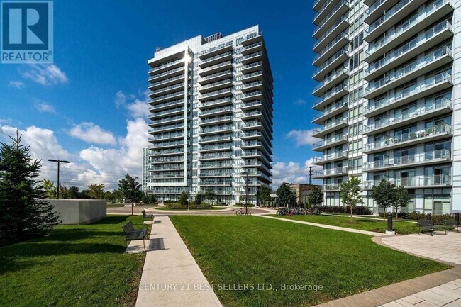 Building Photo - 4633-4633 Glen Erin Dr