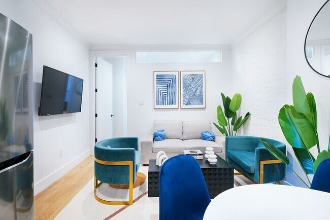 Building Photo - 1288-4RS Newly furnished Prime UES 2BR