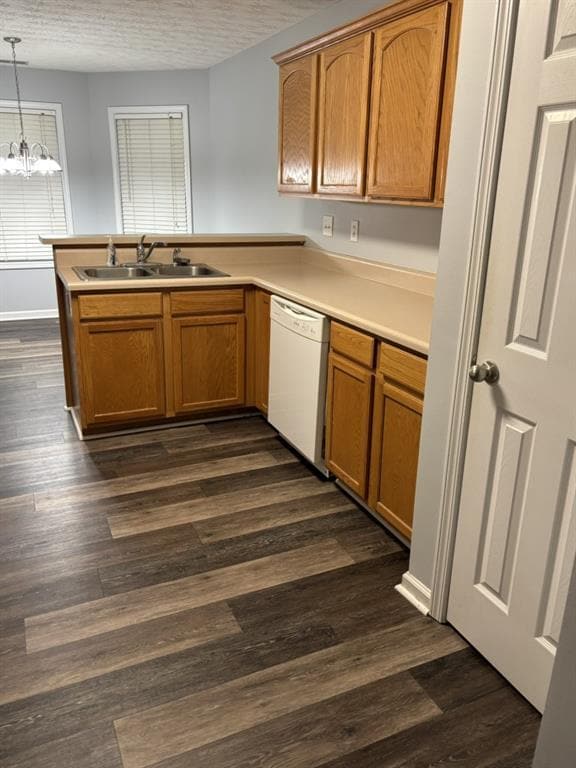 Foto del edificio - 2460 Huntington Dr