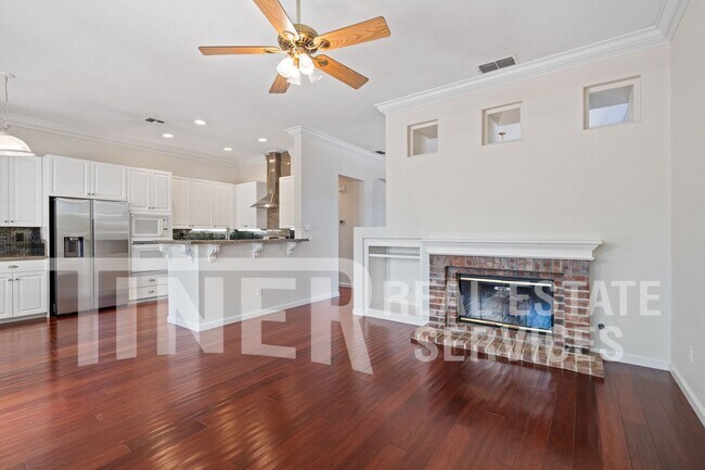 Foto del edificio - 4902 Knights Way