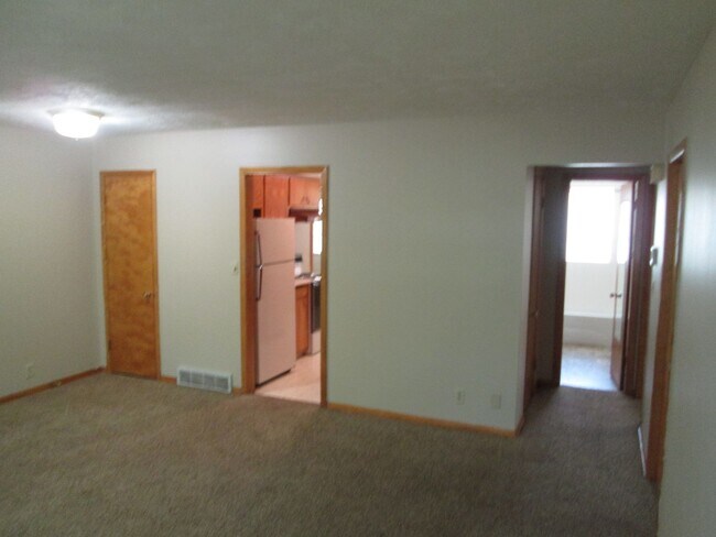 Foto del edificio - Neighbors Park Townhomes