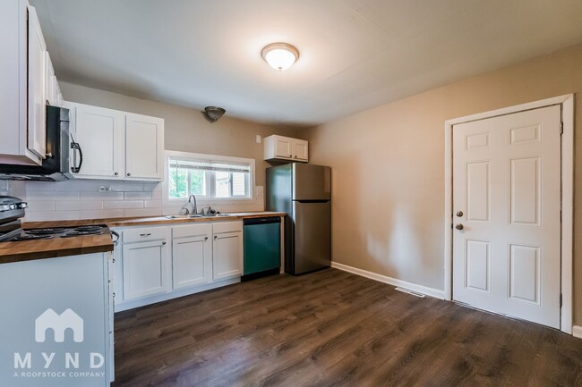 Building Photo - 1252 Faber Ave