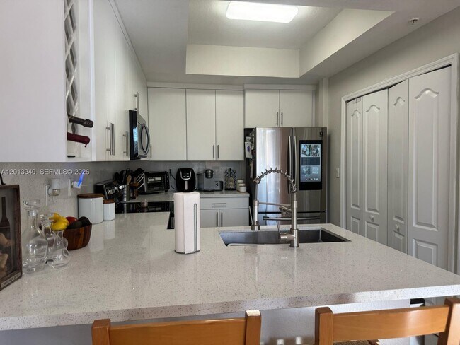 Foto del edificio - 8912 W Flagler St