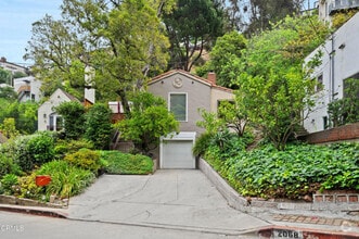 Building Photo - 2068 Stanley Hills Dr