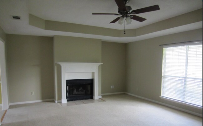 Foto del edificio - Three Bedroom Home off Bemiss Road