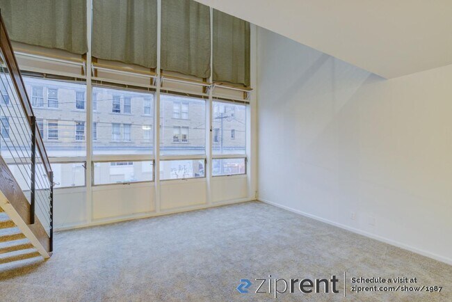 Building Photo - 2160 Taylor St