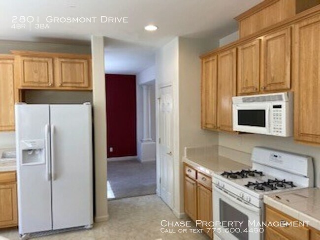 Foto del edificio - 2801 Grosmont Dr