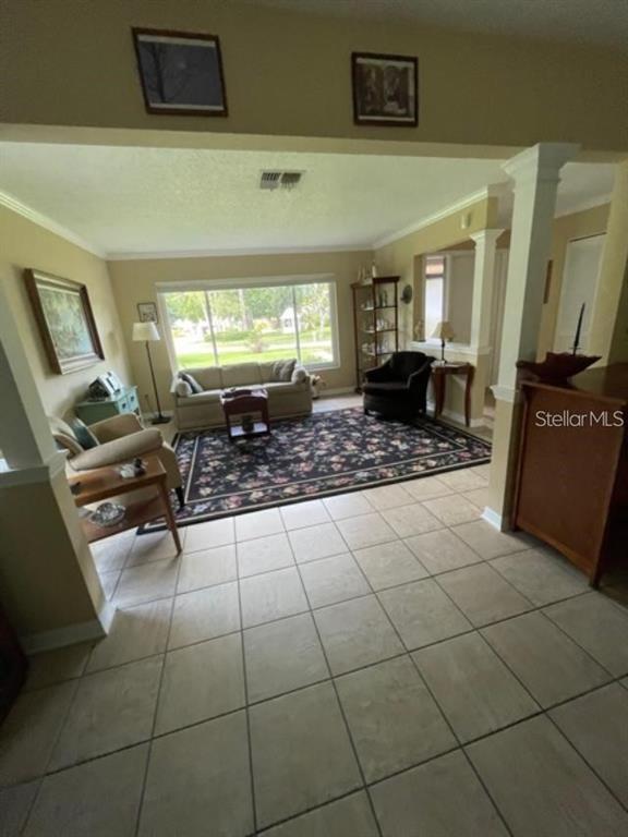 Foto del edificio - 1658 Macdonnell Ct