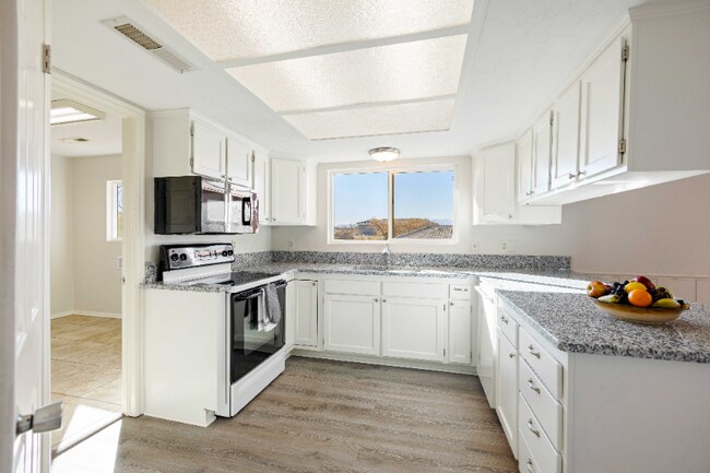 Foto del edificio - 3018 Bayberry Cir