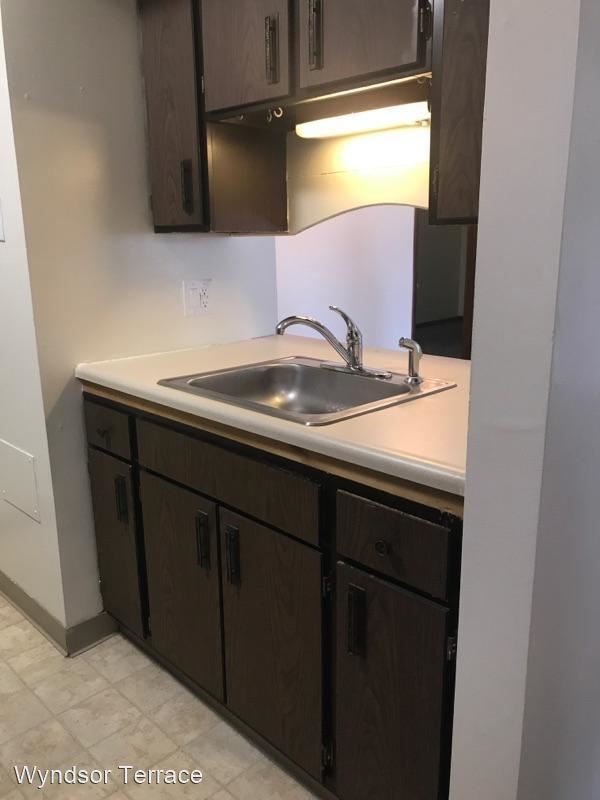 Building Photo - 1 br, 1 bath Apartment - Wyndsor Terrace 4...