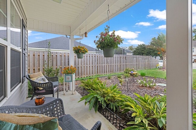 Building Photo - Beautiful Home in Port Wentworth