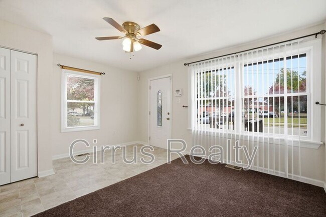 Building Photo - 3 Shelby St