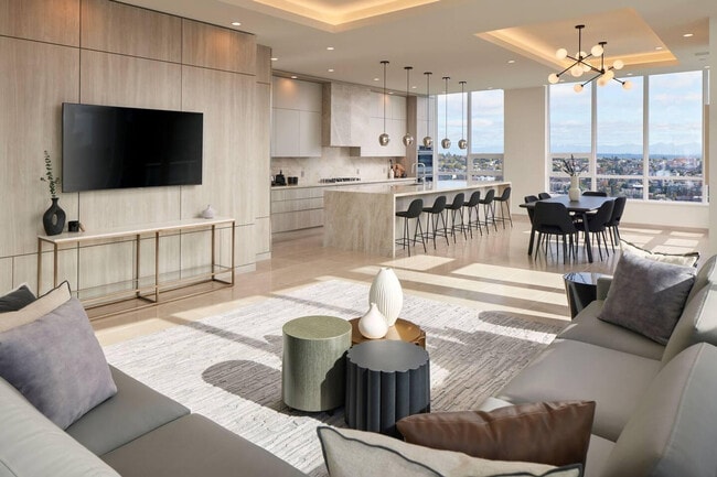 Foto del edificio - 10230 Fairview Ave N