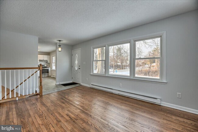 Foto del edificio - 164 N Fairville Ave
