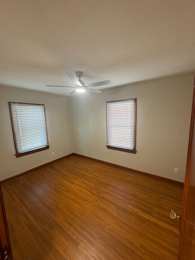 Foto del edificio - COMPLETE Remodel 2 Bedroom / 1 Bath House