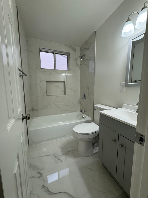 Photo - 14423 Berendo Ave Apartment