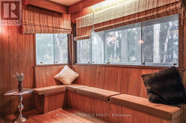 Photo du bâtiment - 366 Beechgrove Dr