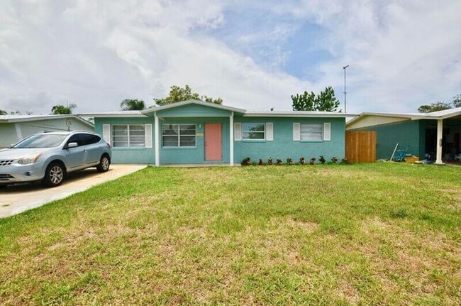 Building Photo - 3103 SE Orange Tree Pl