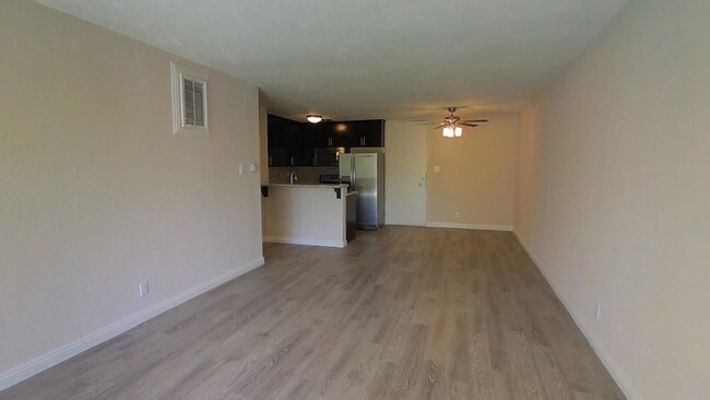 Mediterranean Village West Hollywood Apartments Ca 1br 1ba 750 Sf Mediterranean Village West Hollywood