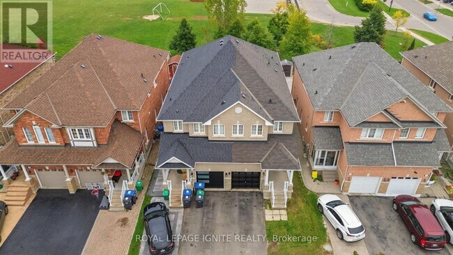 Building Photo - 3664 Bala Dr