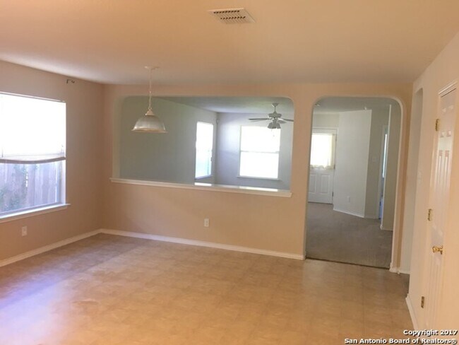 Foto del edificio - 3bed, 2 Bath in Wild Horse Subdivision