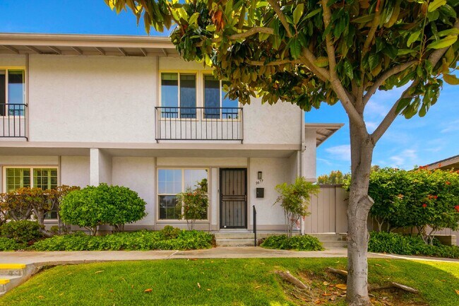 Foto del edificio - Stunning townhouse in La Jolla / North UTC area