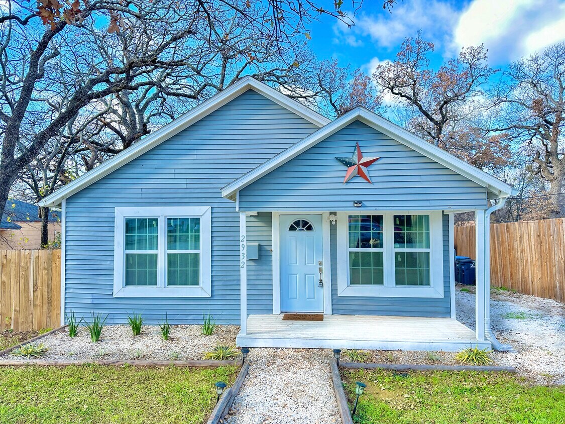 2932 Malcolm St, Fort Worth, TX 76112 House Rental in Fort Worth, TX