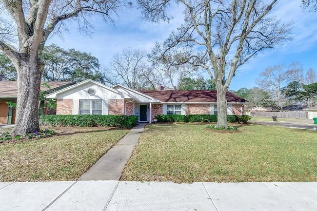 Building Photo - 9202 Mullins Dr