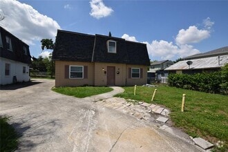 Building Photo - 1214 E Muriel St