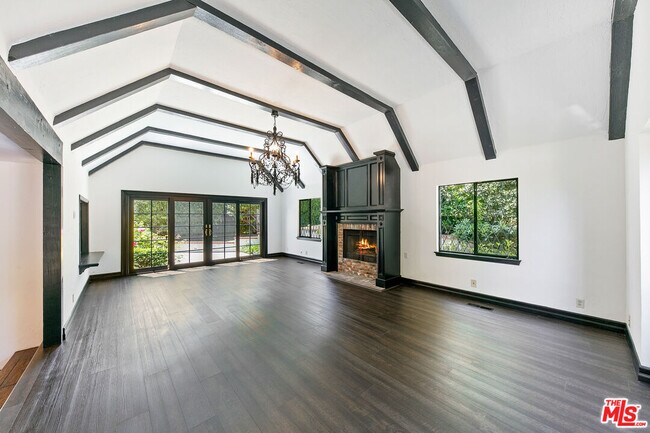 Foto del edificio - 29528 Harvester Rd