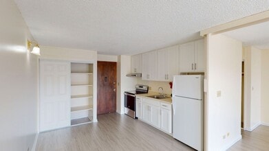 Building Photo - 1655 Makaloa St