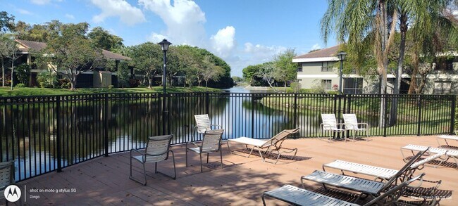 Deck - 2470 NW 49th Ter