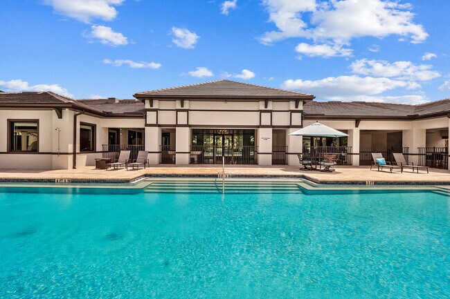 The Edge Apartments photo'