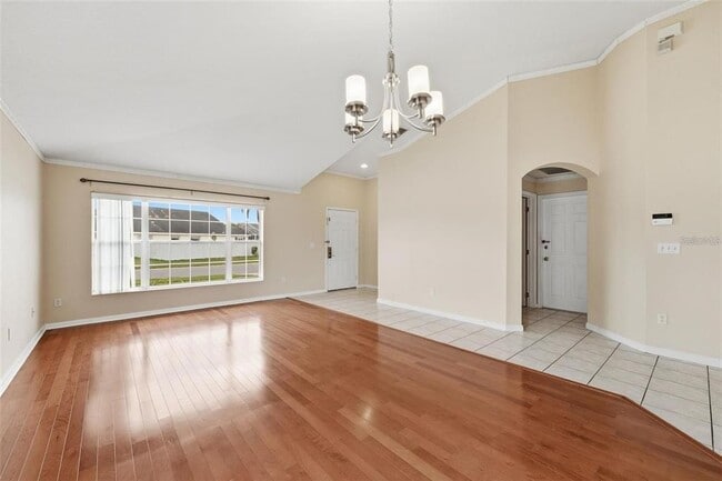 Building Photo - 2819 Maguire Dr